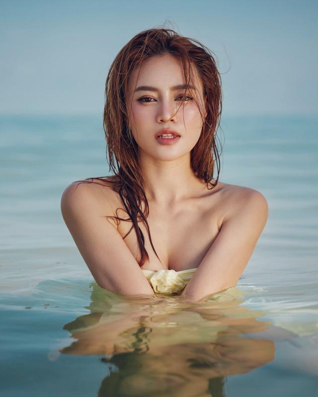 Cảnh nóng xấu hổ nhất cuộc đời Ninh Dương Lan Ngọc- Ảnh 7.