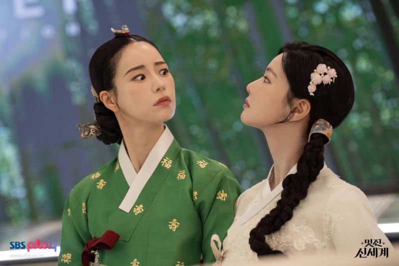 Kẻ Thù Hoàng Gia Của Tôi: Phim xuyên không hài nhất 2026, Lim Ji Yeon khiến ai cũng cười chết đi sống lại- Ảnh 2.