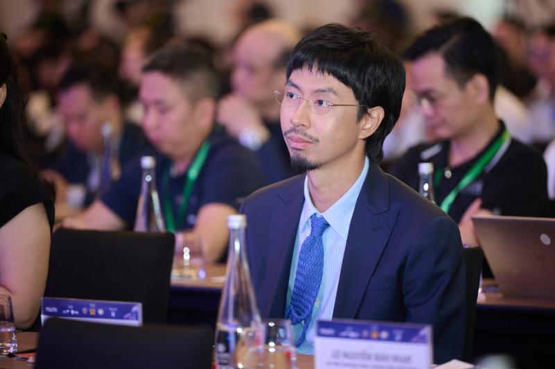 Đen xuất hiện lịch lãm, Bảo Ngọc giản dị mà nổi bần bật tại diễn đàn về niềm tin số tài chính trong kỷ nguyên AI đang diễn ra sáng nay- Ảnh 4.
