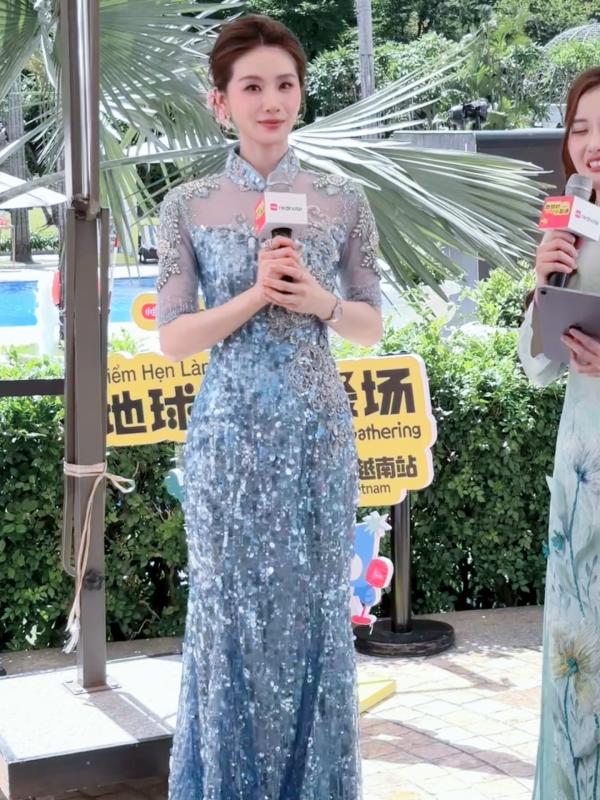 Mỹ nhân cổ điển đẹp nhất Trung Quốc đang ở Hà Nội: Visual bùng nổ dã man, rạng rỡ bất chấp nắng nóng kỷ lục- Ảnh 3.