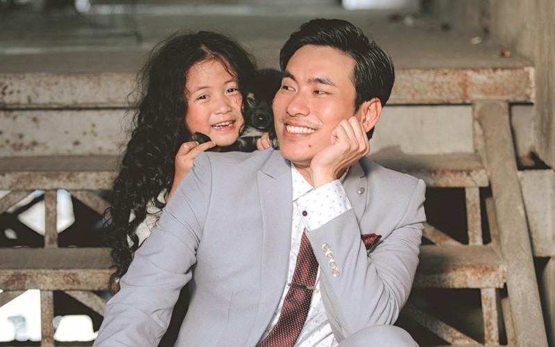 "Sao nhí nghìn tỷ" Vbiz giờ trổ mã thành thiếu nữ, diện mạo tuổi 15 suýt không nhận ra - Ảnh 4.