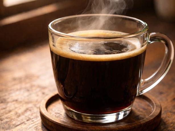 Người đàn ông 50 tuổi suy thận mạn vì thói quen "cực độc" khi pha cà phê- Ảnh 2.