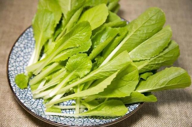 Người phụ nữ 36 tuổi sống lành mạnh, KHÔNG rượu hay thuốc vẫn mắc suy giáp, bác sĩ: 4 món ngon này ăn ít đi! - Ảnh 2.