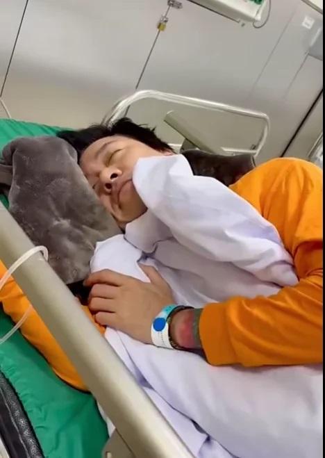 Tuấn Hưng có dấu hiệu tự kỷ, trầm cảm nhẹ- Ảnh 1.