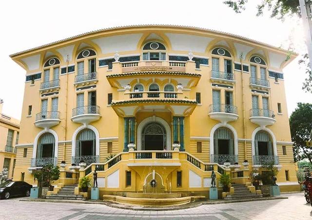 Gương mặt đáng sợ của thiên kim tiểu thư sống trong biệt thự 99 cửa ở Sài Gòn- Ảnh 3.