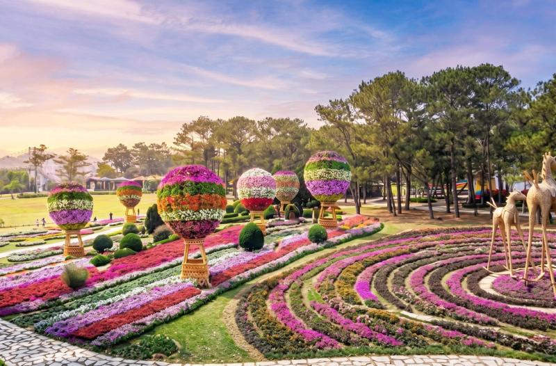 TTC World - Thung lũng tình yêu ra mắt chuỗi trải nghiệm mới khuấy động mùa hè - Ảnh 1.