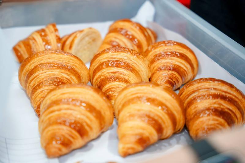 Bánh đoạt Giải Nhất Bánh sừng bò tại lễ hội Bánh Mì Việt Nam 2026 đã có mặt tại GO! An Lạc - Ảnh 4.