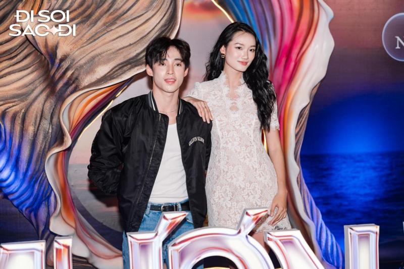 Thảm đỏ HOT nhất hôm nay: Tiểu Vy đẹp lấn át Thanh Thủy - Thiên Ân, Hòa Minzy xinh yêu như công chúa- Ảnh 13.