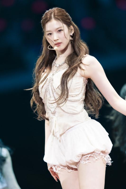 Showbiz có tổ hợp không lỗ hổng visual: 9 mỹ nhân mỗi người một vẻ, đáng yêu - trưởng thành "cân đẹp"- Ảnh 28.