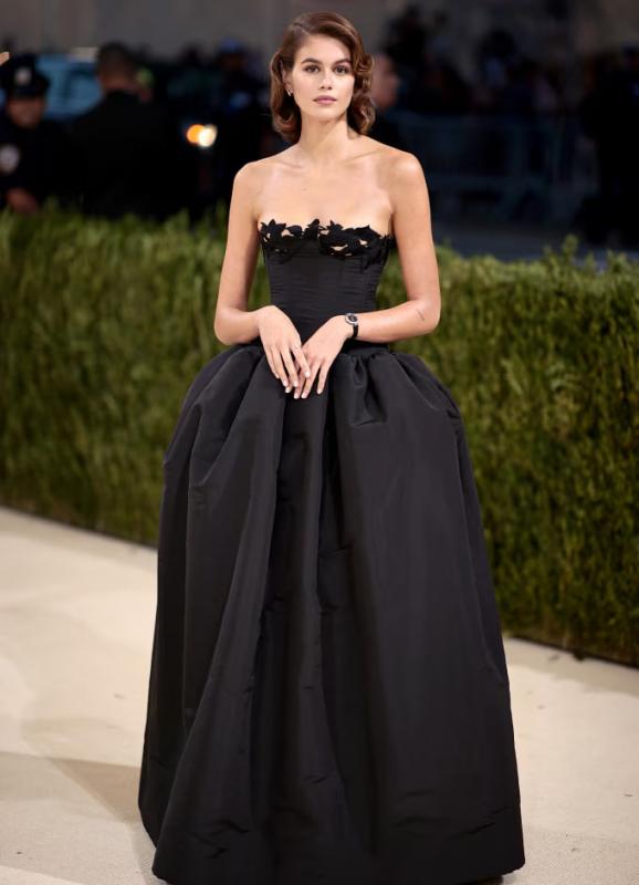 Đứa trẻ quyền lực nhất hành tinh: "Phá luật" của Met Gala, diễn cả loạt show nghìn tỷ vẫn bị chê không có tố chất- Ảnh 5.
