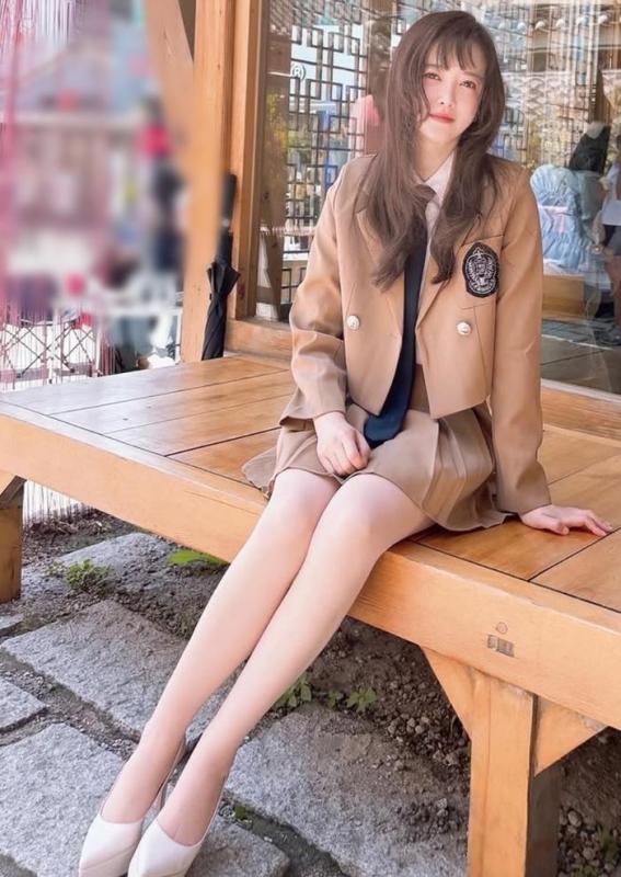 Nàng cỏ Goo Hye Sun giờ biến thành “yêu tinh” đấy à?- Ảnh 1.