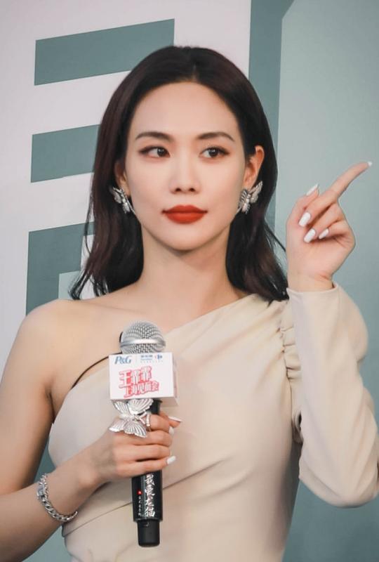 Mỹ nhân khiến Trang Pháp dè chừng tuyệt đối: Chiến thần toàn năng bị Kbiz ngó lơ, về nước lập tức tìm lại hào quang- Ảnh 1.