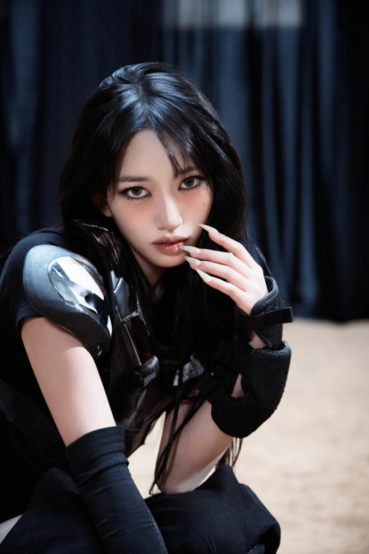 Tân binh đẹp nhất showbiz đã trưởng thành: Nhan sắc rực rỡ, đầu tư 1 núi tiền nhưng mãi không được quan tâm - Ảnh 2.