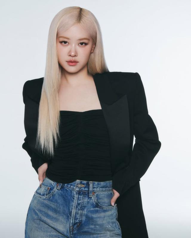 Showbiz mãi tiếc nuối mỹ nhân này: Giọng hát định hình tiêu chuẩn, lụi tàn vì 1 lần mang theo chất cấm- Ảnh 2.