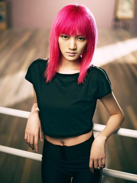 Chông gai “đáng gờm” của Trang Pháp: Mỹ nhân bị giật spotlight suốt thời đỉnh cao, nay về nước chật vật tìm chỗ đứng  - Ảnh 3.