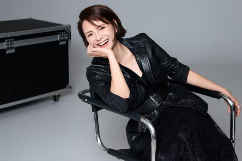 Chị Đẹp khổ nhất showbiz: Bị chồng "cắm sừng", bỏ cả gia tài chăm con bệnh, giấu nhẹm giọng hát vạn người mê suốt 20 năm- Ảnh 4.