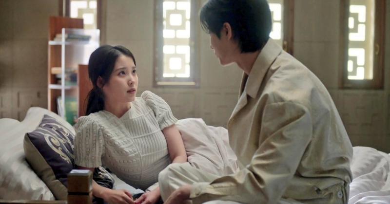 Perfect Crown tập cuối: IU - Byeon Woo Seok có màn lật mặt cực căng, cùng nhau xóa sổ hoàng tộc- Ảnh 8.