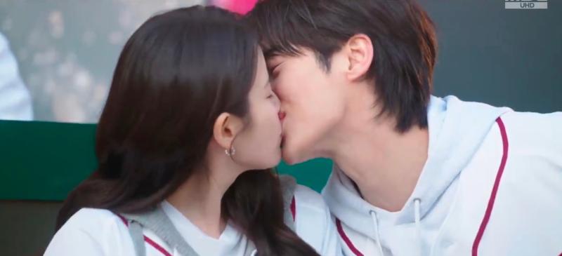 Perfect Crown tập cuối: IU - Byeon Woo Seok có màn lật mặt cực căng, cùng nhau xóa sổ hoàng tộc- Ảnh 6.