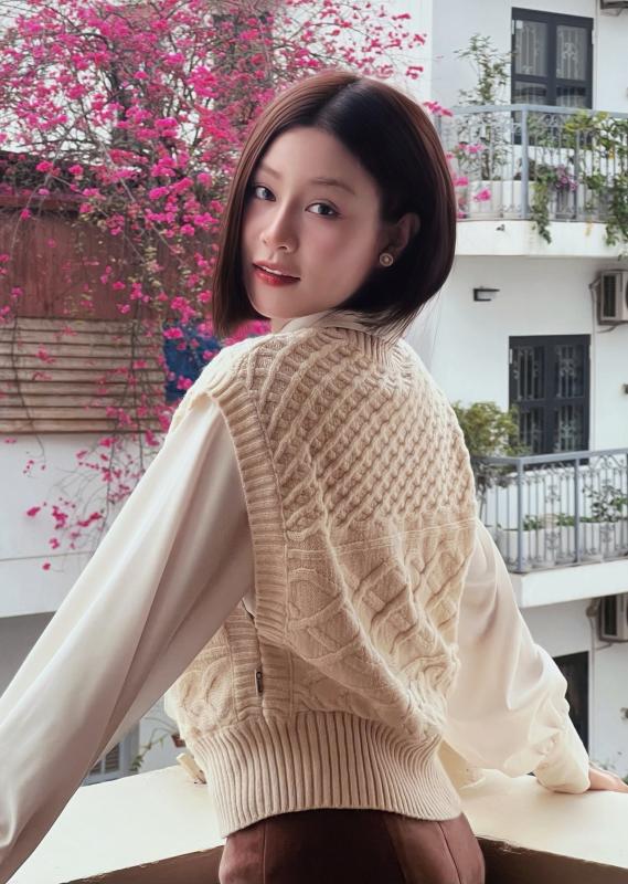 Nữ hoàng nước mắt Vbiz già đi chục tuổi vì kiểu tóc thảm họa, tạo hình xấu nhất sự nghiệp là đây- Ảnh 5.