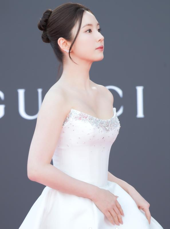 Drama lớn nhất Baeksang 2026: 1 mỹ nhân khiến hàng triệu người phẫn nộ "công bằng ở đâu?"- Ảnh 6.