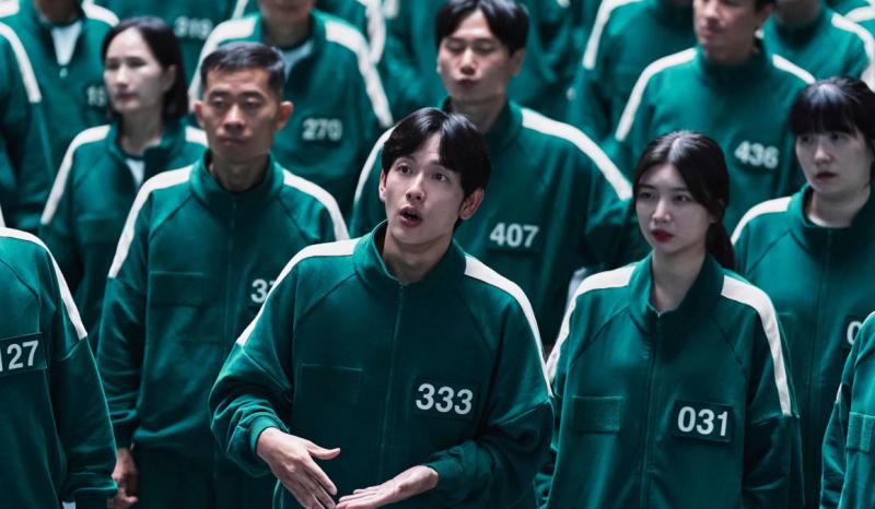 10 phim Hàn được xem nhiều nhất Netflix toàn cầu: Queen of Tears bét bảng, hạng 1 càng bị chê càng viral khắp thế giới- Ảnh 1.