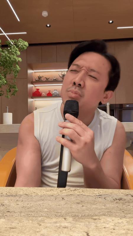 Clip 144 giây khiến cả cõi mạng "ngại giùm" Trấn Thành- Ảnh 2.