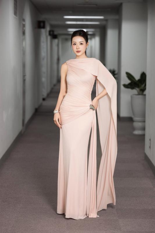 Hoa hậu Việt bị miệt thị vì “mặt gian mắt cụp”, nhan sắc thật lại đẹp đắm say lòng người- Ảnh 2.