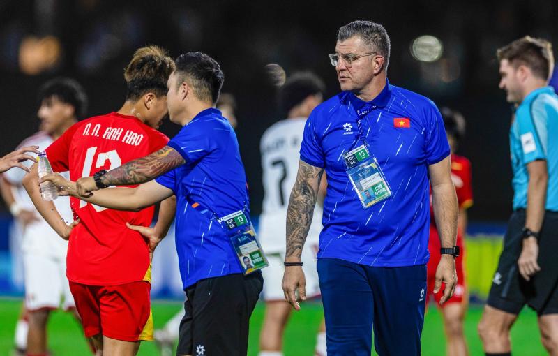 Cristiano Roland đưa U17 Việt Nam đi World Cup là ai? - Ảnh 3.