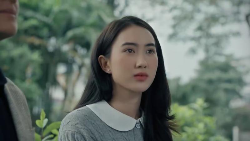 Ở Việt Nam có 1 mỹ nhân vừa xuất hiện đã nhận bão “gạch đá” nhưng nói về đẹp thì không ai chê nổi- Ảnh 3.