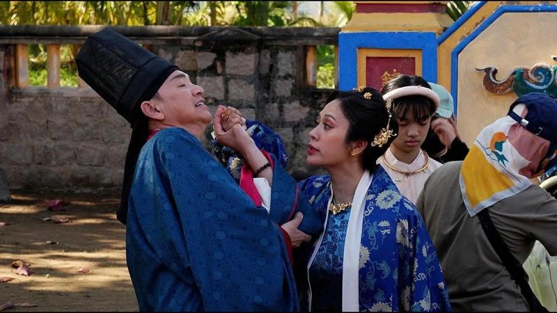 Cặp đôi viên mãn nhất nhì showbiz Việt: Nhà gái trẻ mãi không già suốt 20 năm, nhà trai nghe tên đã thấy nể- Ảnh 3.