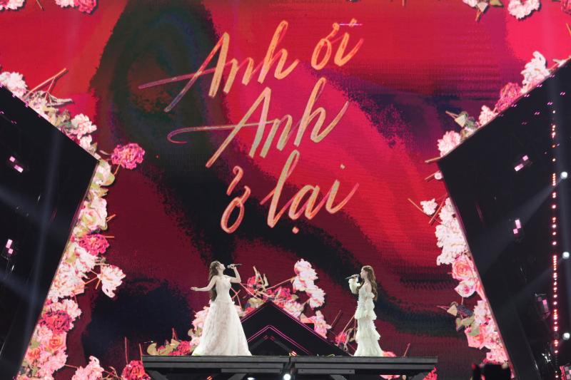 Hoà Minzy tái xuất sau ồn ào "lúa chín không cúi đầu", đọ giọng hát với Chi Pu - Ảnh 8.
