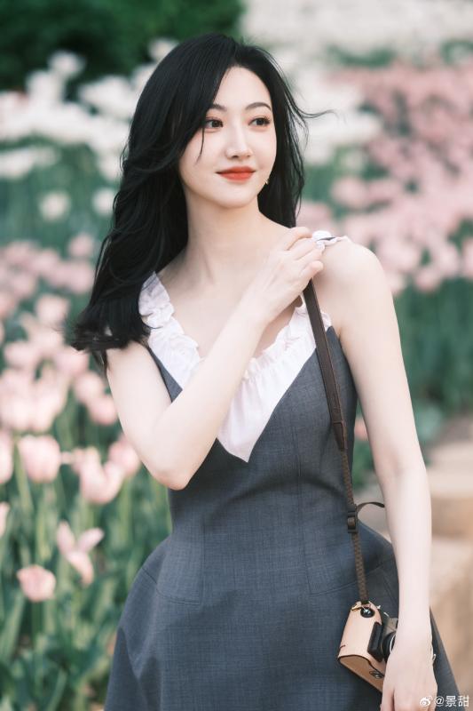 Diễn biến mới vụ ngọc nữ showbiz lộ hợp đồng mang thai hộ cho đại gia, phải bán nhà để bồi thường hàng trăm tỷ- Ảnh 5.