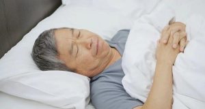 Bác sĩ cảnh báo: Duy trì 4 thói quen này 3–6 tháng, cơ thể bắt đầu “già đi” rõ rệt