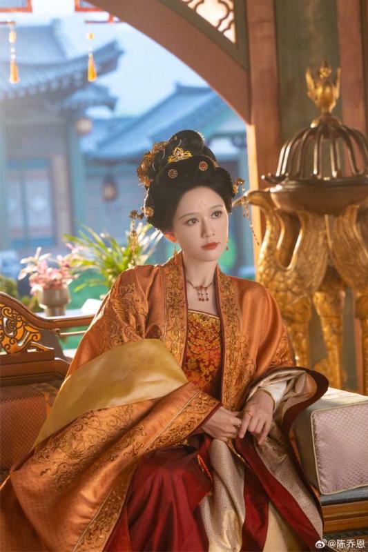 Không dám tin mỹ nhân nhìn tưởng 25 thực ra đã U50 rồi: Trẻ đẹp đến phát hờn, ăn đào tiên trên trời hay gì- Ảnh 7.