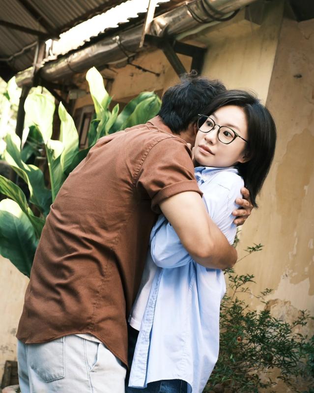 Gọi đây là mỹ nhân trong trẻo nhất Việt Nam có đúng không: Visual như ánh trăng sáng, cười lên tươi hơn mặt trời- Ảnh 5. Gọi đây là mỹ nhân trong trẻo nhất Việt Nam có đúng không: Visual như ánh trăng sáng, cười lên tươi hơn mặt trời- Ảnh 5.