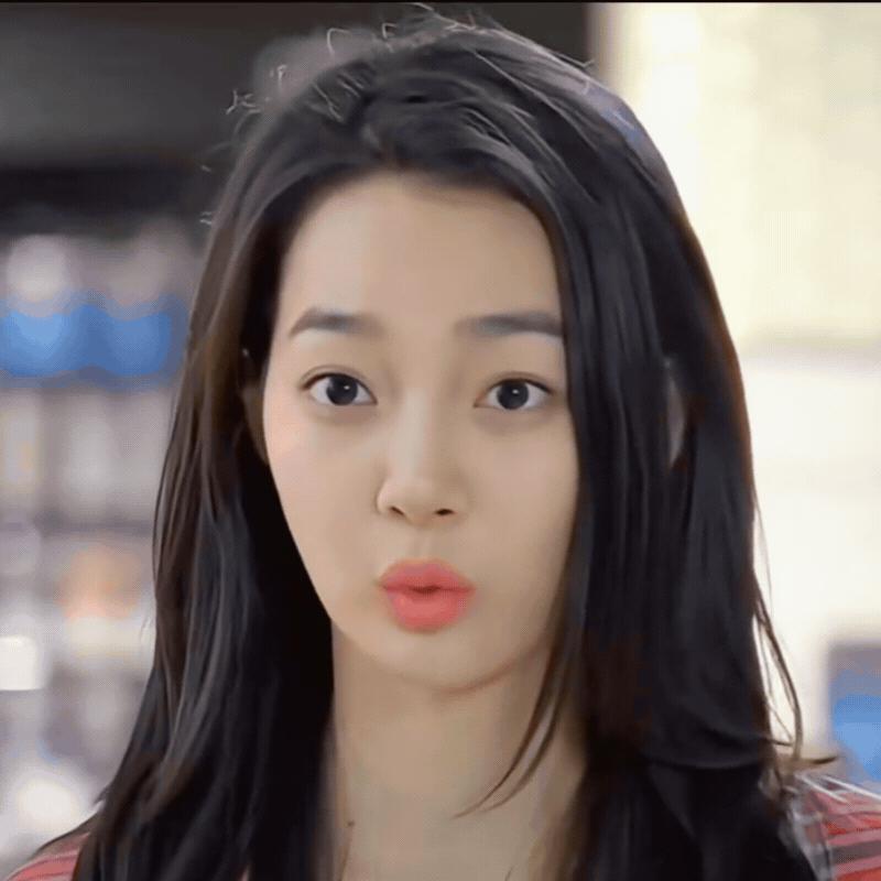 Hồ ly tinh mà có thật chính là mang gương mặt này: Càng nhìn càng hút hồn, 16 năm vẫn không chịu già- Ảnh 2.