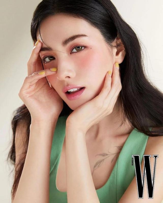 Mỹ nhân đẹp nhất thế giới lại viral rồi: Đôi chân dài miên man quá đẳng cấp, đến bóng lưng cũng mê hoặc tâm trí- Ảnh 6.