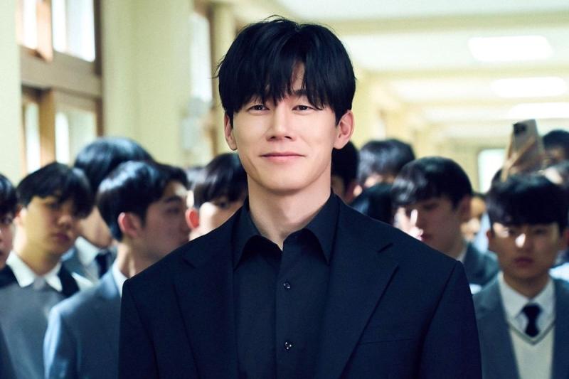 Bái phục mỹ nam có 2 phim Hàn cùng thống trị Netflix Việt Nam: Diễn xuất vượt xa chữ đỉnh, ai xem cũng phát cuồng- Ảnh 2. Bái phục mỹ nam có 2 phim Hàn cùng thống trị Netflix Việt Nam: Diễn xuất vượt xa chữ đỉnh, ai xem cũng phát cuồng- Ảnh 2.