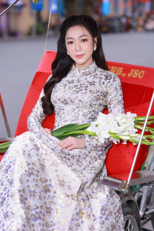 Chuyện tình chóng vánh của mỹ nhân Việt với doanh nhân hơn 13 tuổi: Đám cưới rình rang, rạn nứt sau vài tháng chung sống- Ảnh 9.