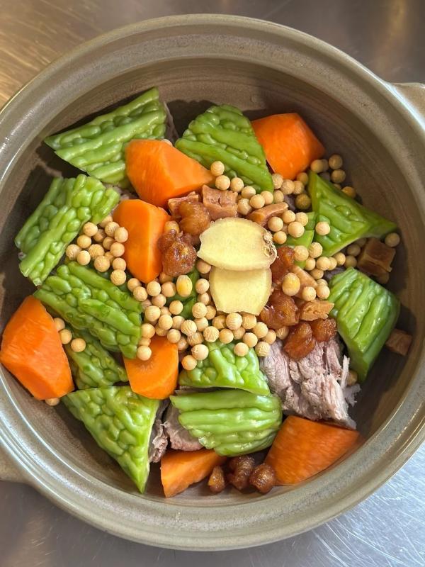 Mất ngủ, miệng đắng, da nổi mụn sau những đêm thức khuya: Công thức canh "thanh mà không hàn, bổ mà không nóng" được nhiều chị em truyền nhau- Ảnh 3.