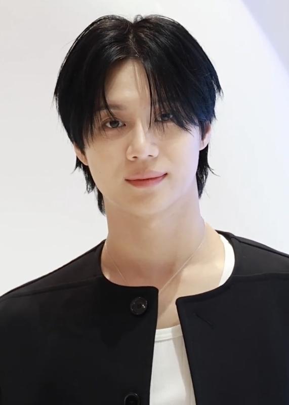 Nam thần nhảy giỏi nhất nhì showbiz hết thời: Nhạc diễn ở Coachella không ai thèm nghe, comeback lặng lẽ chẳng ai hay - Ảnh 2.