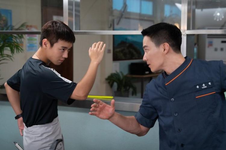 Huyền Thoại Lính Bếp: Phim quân nhân lạ đời cười không kịp thở, xem là dính ngay từ tập đầu- Ảnh 5.