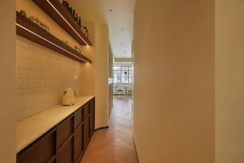 Ai cũng chê căn hộ 37m² quá chật, cặp vợ chồng trẻ lại chi hơn 1,4 tỷ đồng cải tạo và nhận về kết quả ngoài mong đợi- Ảnh 11.