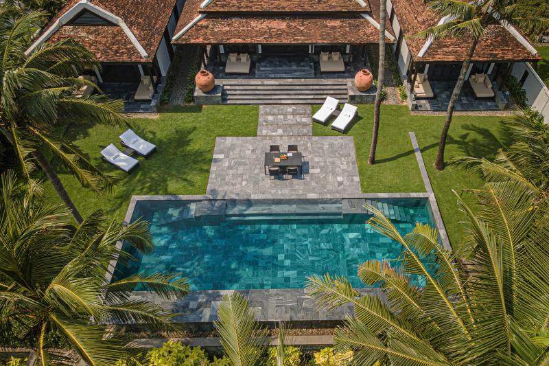 Hơn 30 triệu cho một đêm “không làm gì” tại Four Seasons Resort The Nam Hai: Điều gì khiến trải nghiệm này trở nên đáng giá? - Ảnh 3. Hơn 30 triệu cho một đêm “không làm gì” tại Four Seasons Resort The Nam Hai: Điều gì khiến trải nghiệm này trở nên đáng giá? - Ảnh 3.