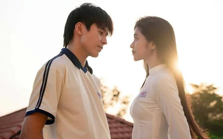 Công văn nóng của Cục Điện ảnh: "Vòng kim cô" hay bộ lọc nâng tầm phim kinh dị Việt?- Ảnh 4. Công văn nóng của Cục Điện ảnh: "Vòng kim cô" hay bộ lọc nâng tầm phim kinh dị Việt?- Ảnh 4.