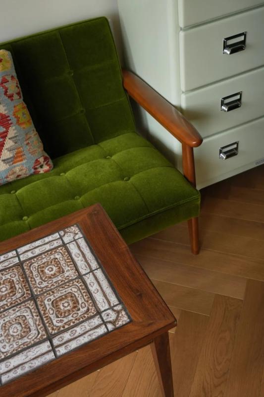 Ai cũng chê căn hộ 37m² quá chật, cặp vợ chồng trẻ lại chi hơn 1,4 tỷ đồng cải tạo và nhận về kết quả ngoài mong đợi- Ảnh 2.