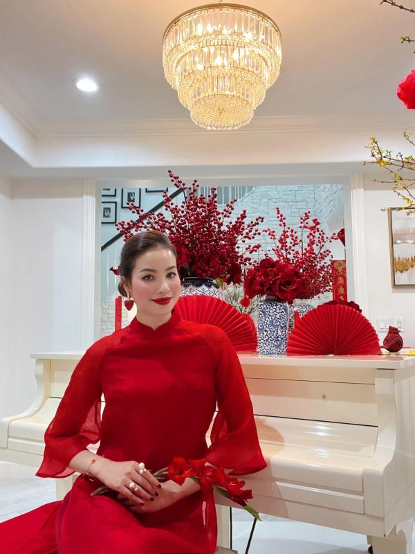 Hoa hậu Phạm Hương tổ chức sinh nhật hoành tráng cho quý tử tại biệt thự trắng ở Mỹ, chồng đại gia vắng mặt- Ảnh 4.