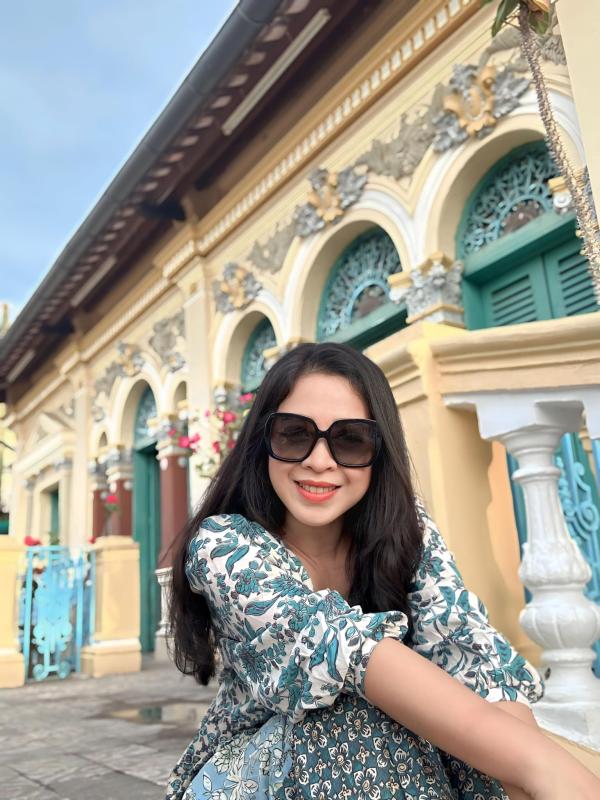 Nhan sắc vợ vừa đẹp, vừa giỏi của "ông hoàng nhạc đỏ" đình đám Việt Nam- Ảnh 9.