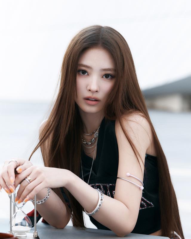 Đệ nhất mỹ nhân showbiz thế hệ mới đẹp như tượng tạc vẫn không hài lòng khán giả, lộ dấu vết hút mỡ gây sốc - Ảnh 7.
