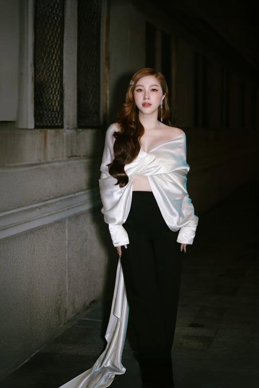 Việt Nam có công chúa showbiz nổi tiếng cả nước: Hit quốc dân ai cũng thuộc,  hủy cả album vì sợ bị chê- Ảnh 3.